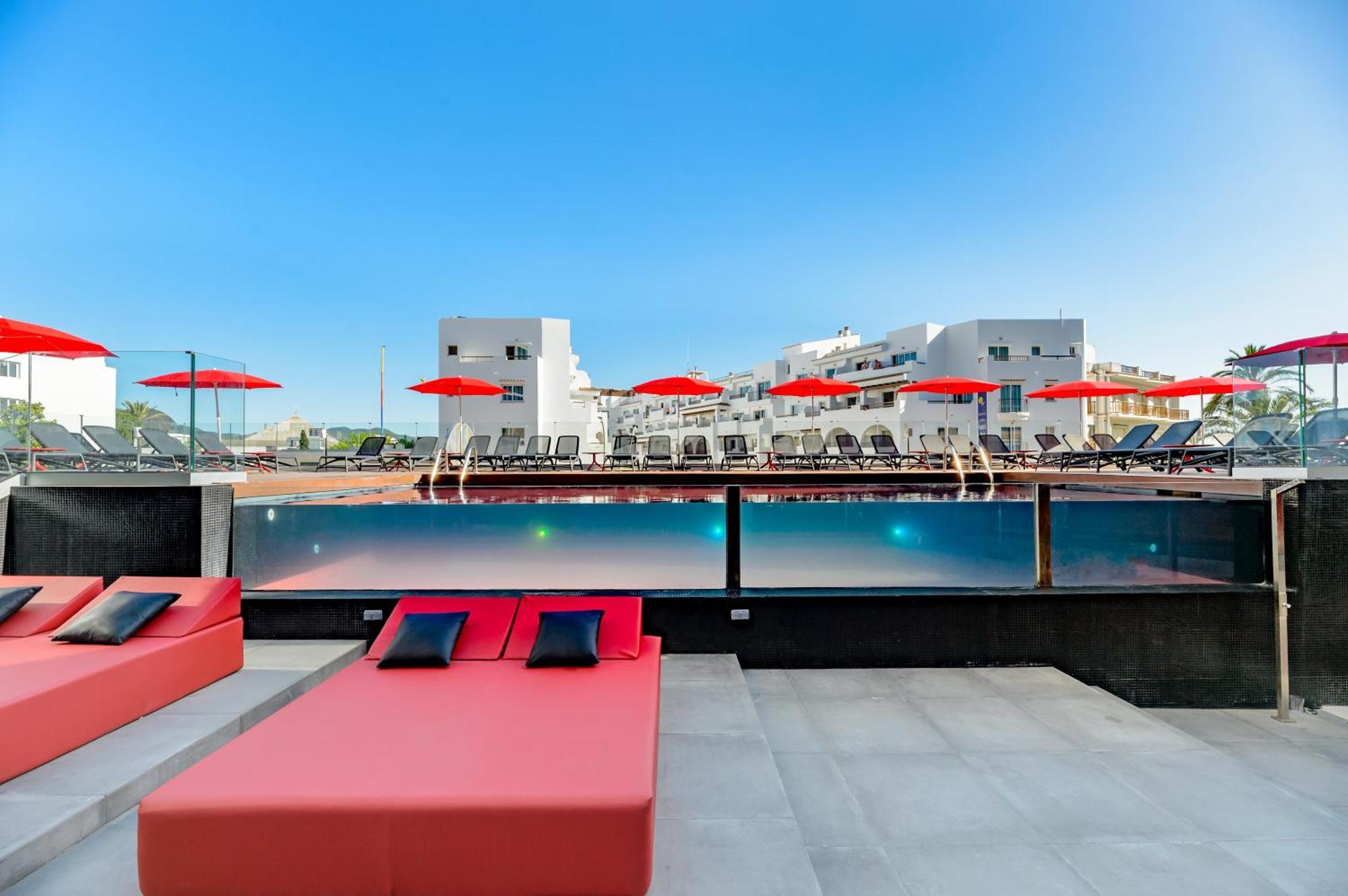 Hotel Vibra District - Adults Only Сан-Антонио-Абад Экстерьер фото
